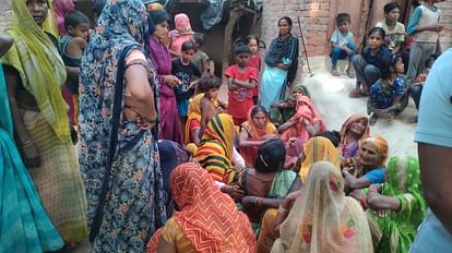UP: खून से सनी लाशें देख दहल उठे लोग, घरों को सजाने-संवारने के सपने लेकर निकली थीं, घर ही उजड़ गए; पांच की मौत Kaushambi Tragedy Mud Mound Collapse in UP Buries Nine, Five Dead Know Details in Hindi