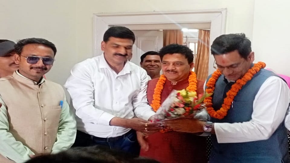 Minister Saurabh Bahuguna reached Ranikhet