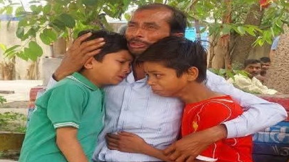 husband is crying bitterly after his wife's death on their wedding anniversary in rudrapur