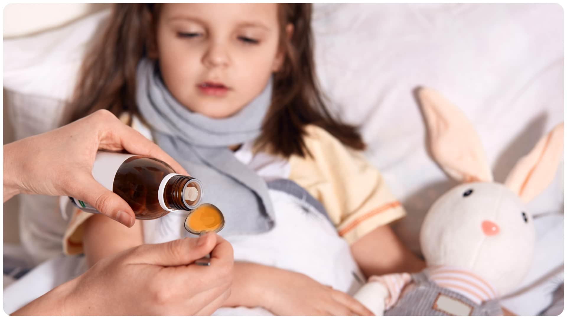 child in Rajasthan died after drinking cough syrup what to keep in mind when feeding the medicine in hindi