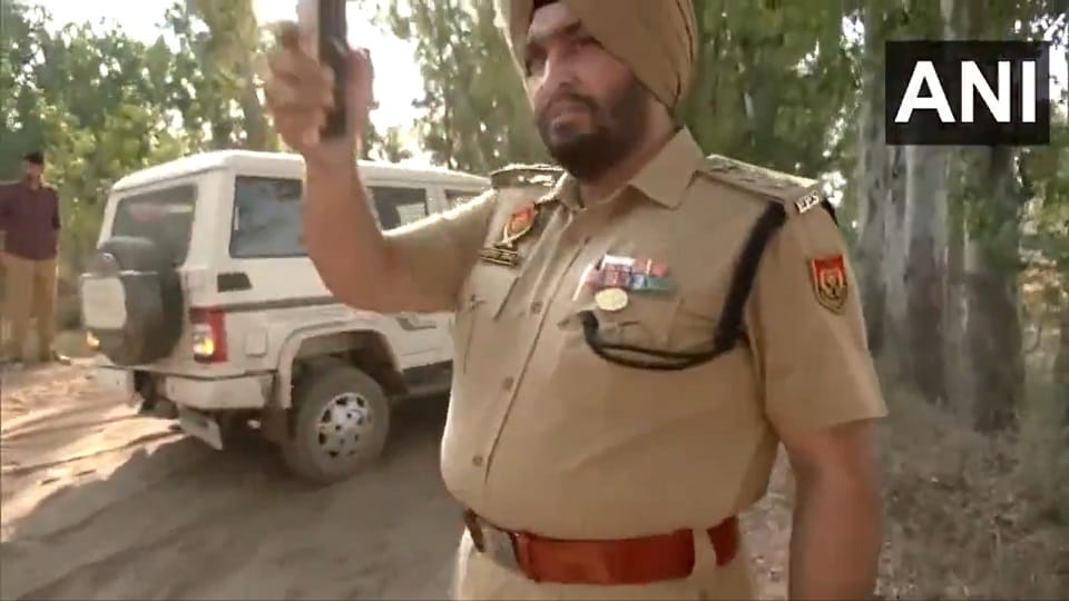 Encounter in Amritsar Two arrested in Amritsar