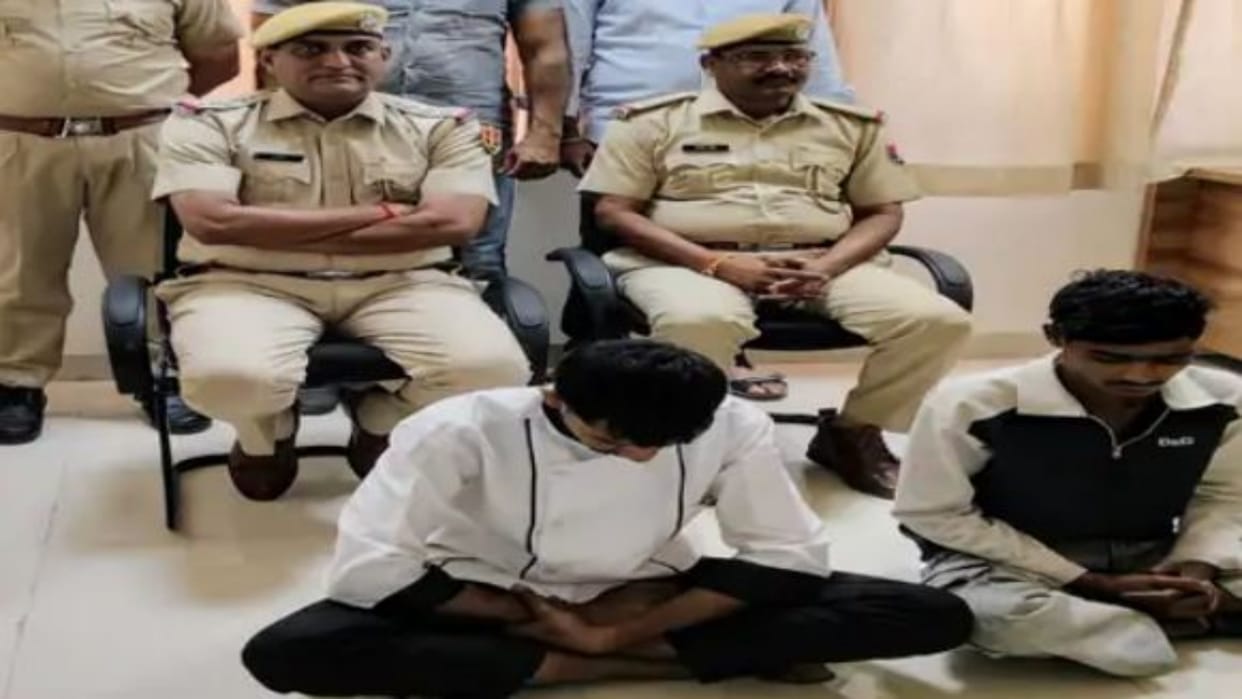 Sirohi News: Uploading a photo with a pistol on a social media platform proved costly, two accused in custody