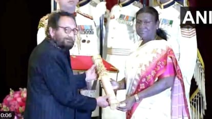 Director Shekhar Kapur actor Ajith Kumar and others receives Padma Bhushan award from President Droupadi Murmu