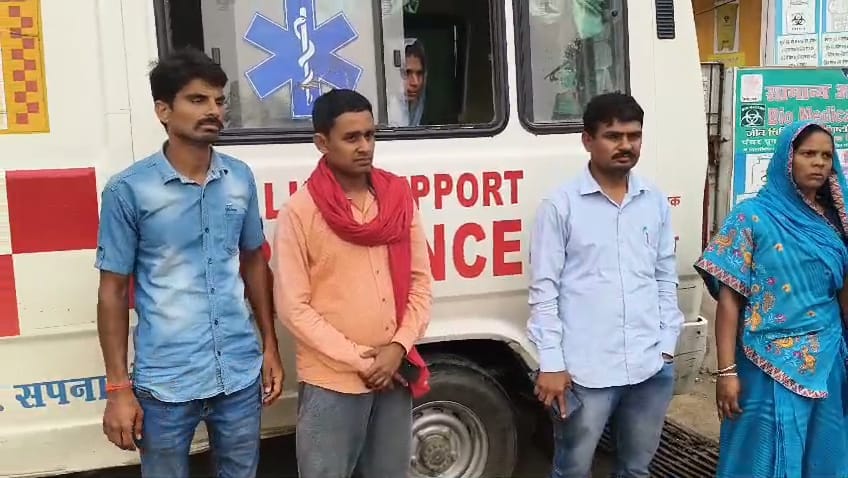 Bihar News: a student was injured after being scratched by dogs In Samastipur
