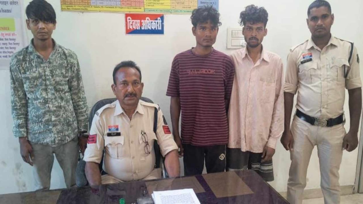 Theft by breaking into a liquor shop In Bilaspur