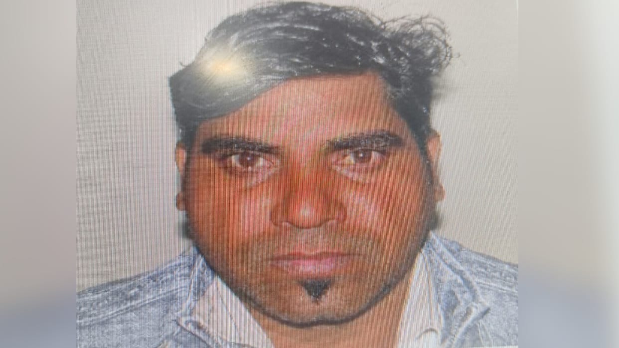 Rampur Arif got three passports made by fraud in Regional Passport Office Bareilly