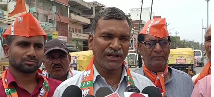 Bihar: किसान नेता नरेश टिकैत के पहलगाम हमले के बयान पर रोष, भाजपा कार्यकर्ताओं ने की मुकदमा दर्ज करने की मांग