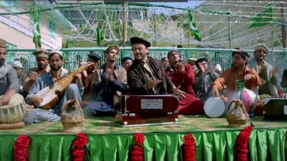 Great Sufi Songs by Poets Amir Khusro Bulleh Shah in Bollywood Music