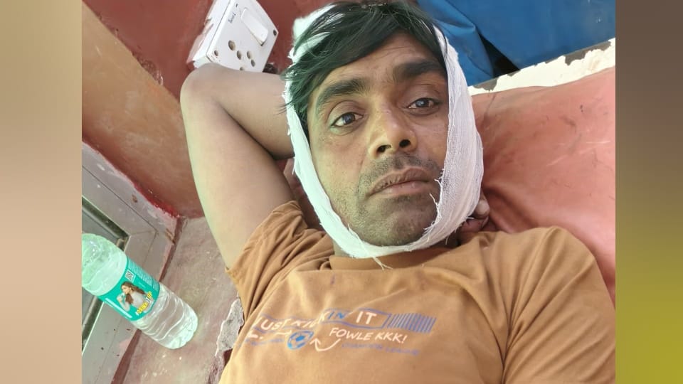Kaushambi Tragedy Suddenly the mound collapsed then darkness fell before the eyes injured Suggan told the whol