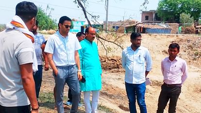 UP: खून से सनी लाशें देख दहल उठे लोग, घरों को सजाने-संवारने के सपने लेकर निकली थीं, घर ही उजड़ गए; पांच की मौत Kaushambi Tragedy Mud Mound Collapse in UP Buries Nine, Five Dead Know Details in Hindi