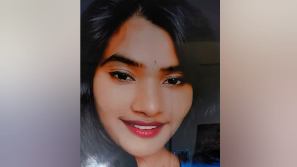 Female community health officer committed suicide She posted at CHC in Mahoba