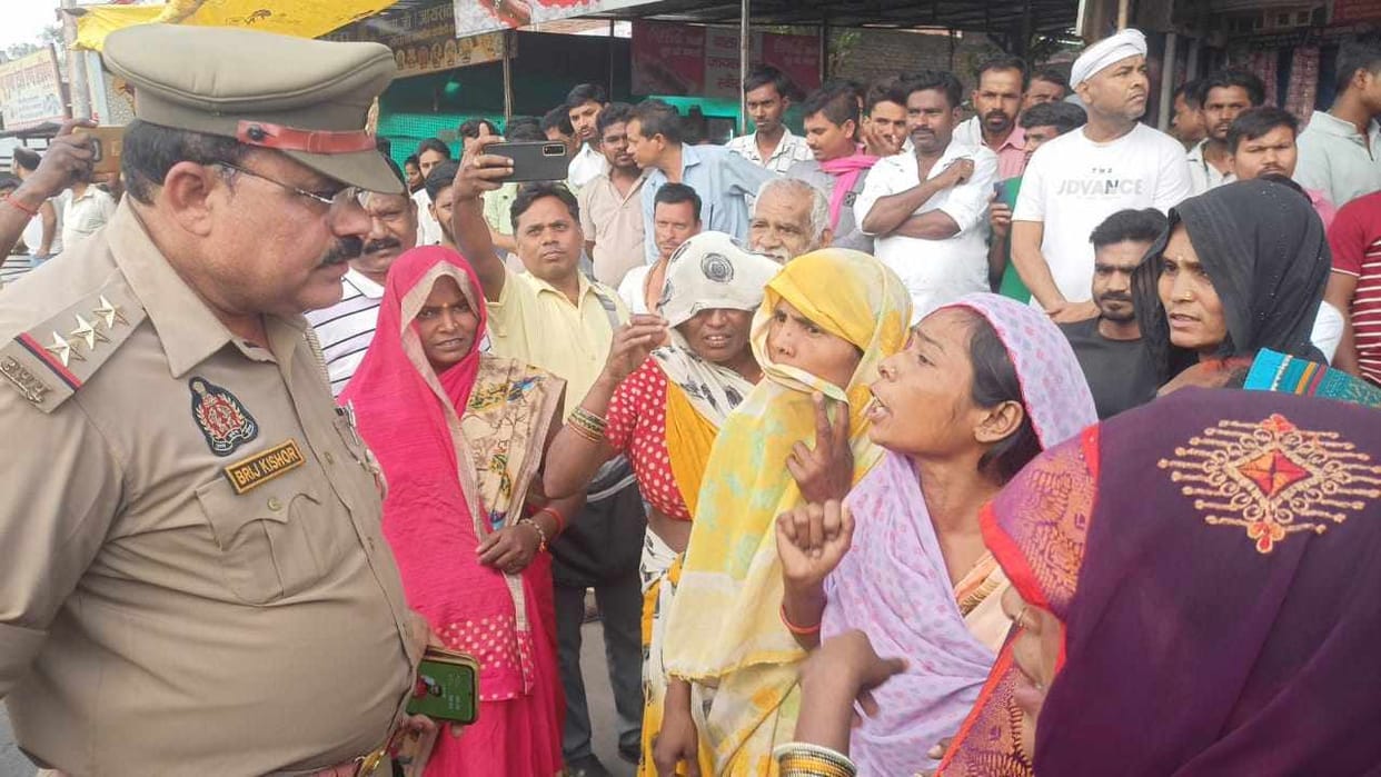Laborer dies after being hit by a tractor near Mama Bhanja pond