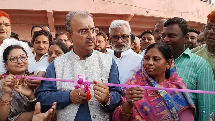 Bihar: पंचमंदिरा पोखरा में अत्याधुनिक पार्क और घाट का स्वास्थ्य मंत्री ने किया उद्घाटन, लोगों में खुशी की लहर