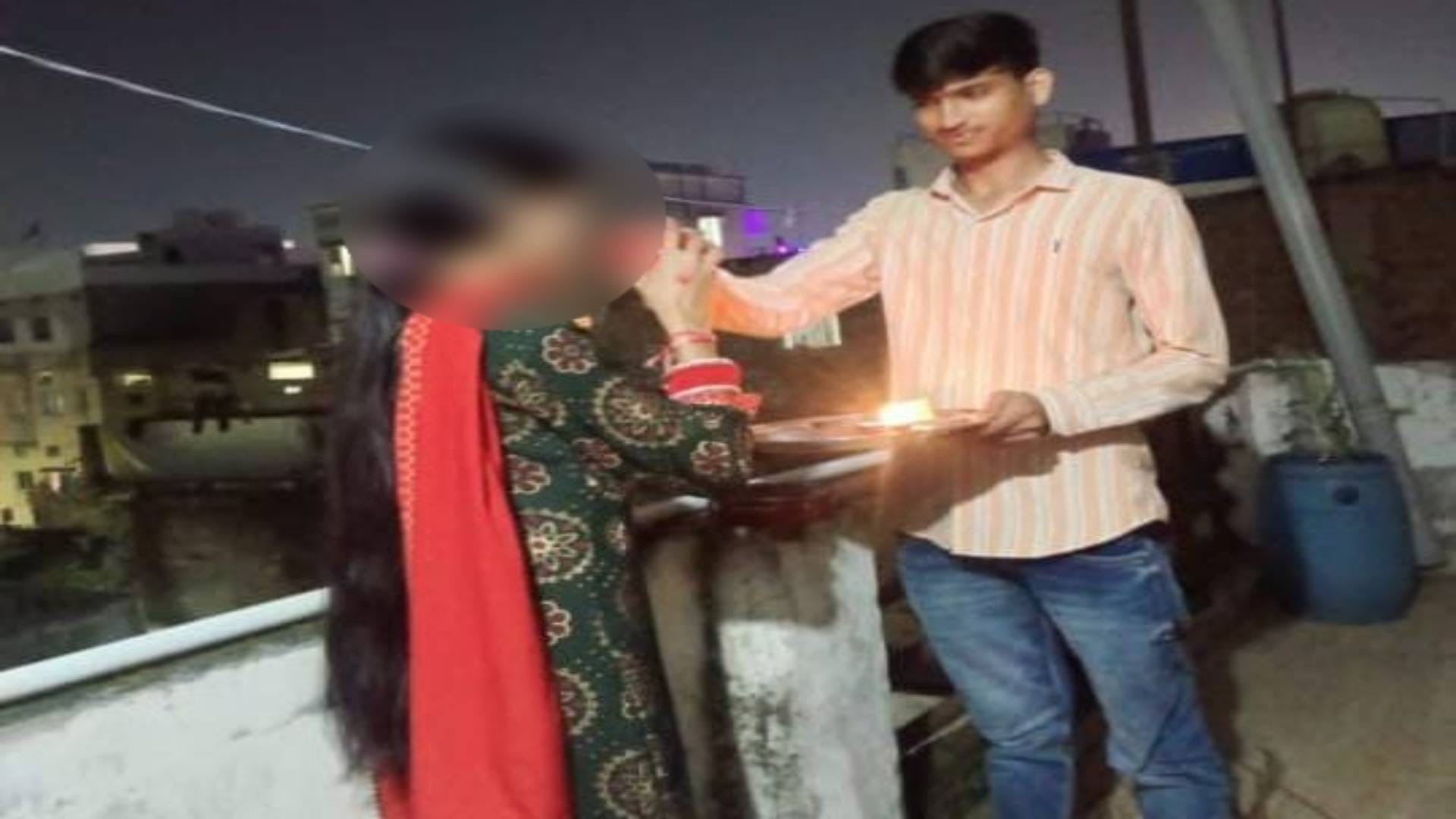 Sehore truth came out before second marriage boy turned out to be married he held girl feet and apologized