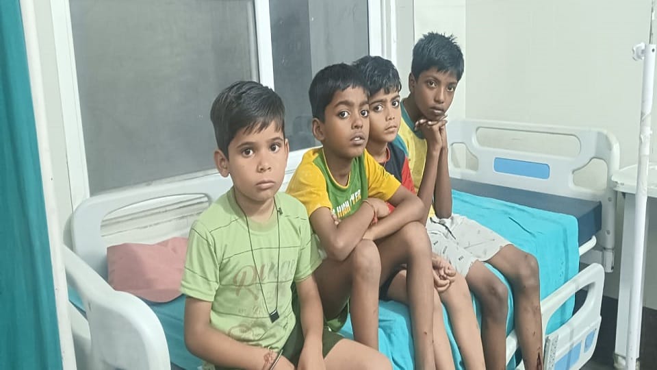 Five children injured in firing between two groups in rudrapur