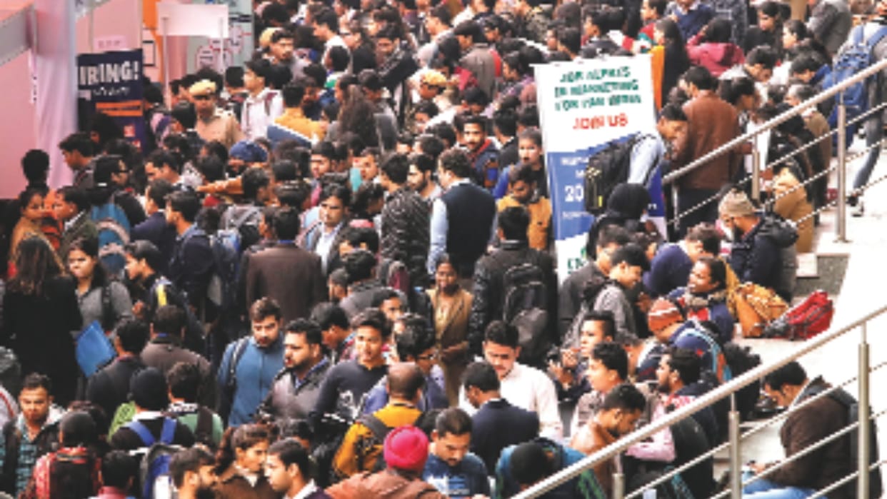 India employment market grows job applications increase by 30 percent good share of women