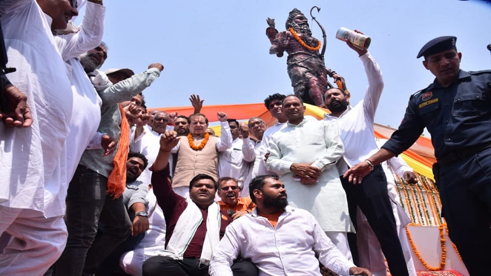 Minister Arvind Sharma reached Sonipat on the birth anniversary of Lord Parshuram