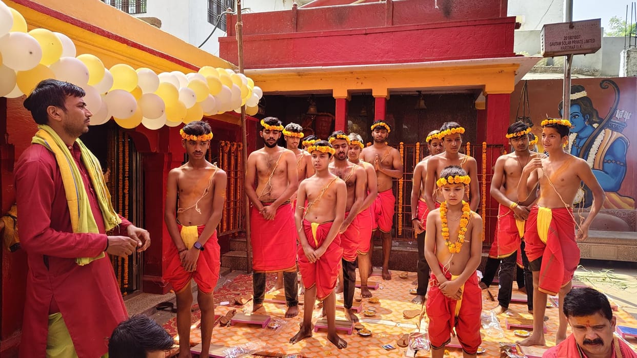 Devotees visited on Parshuram Jayanti Batuka Upanayana ceremony was performed