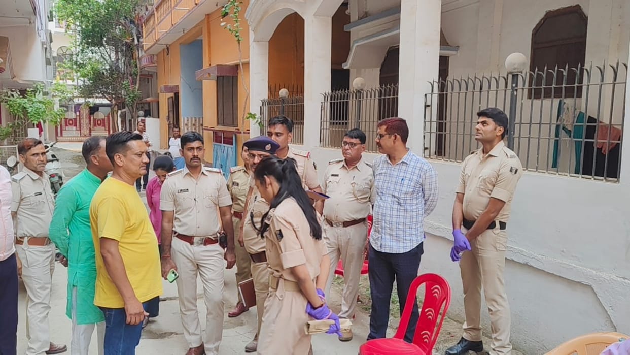 Bihar News : D.El.Ed girl student committed suicide case siwan bihar police