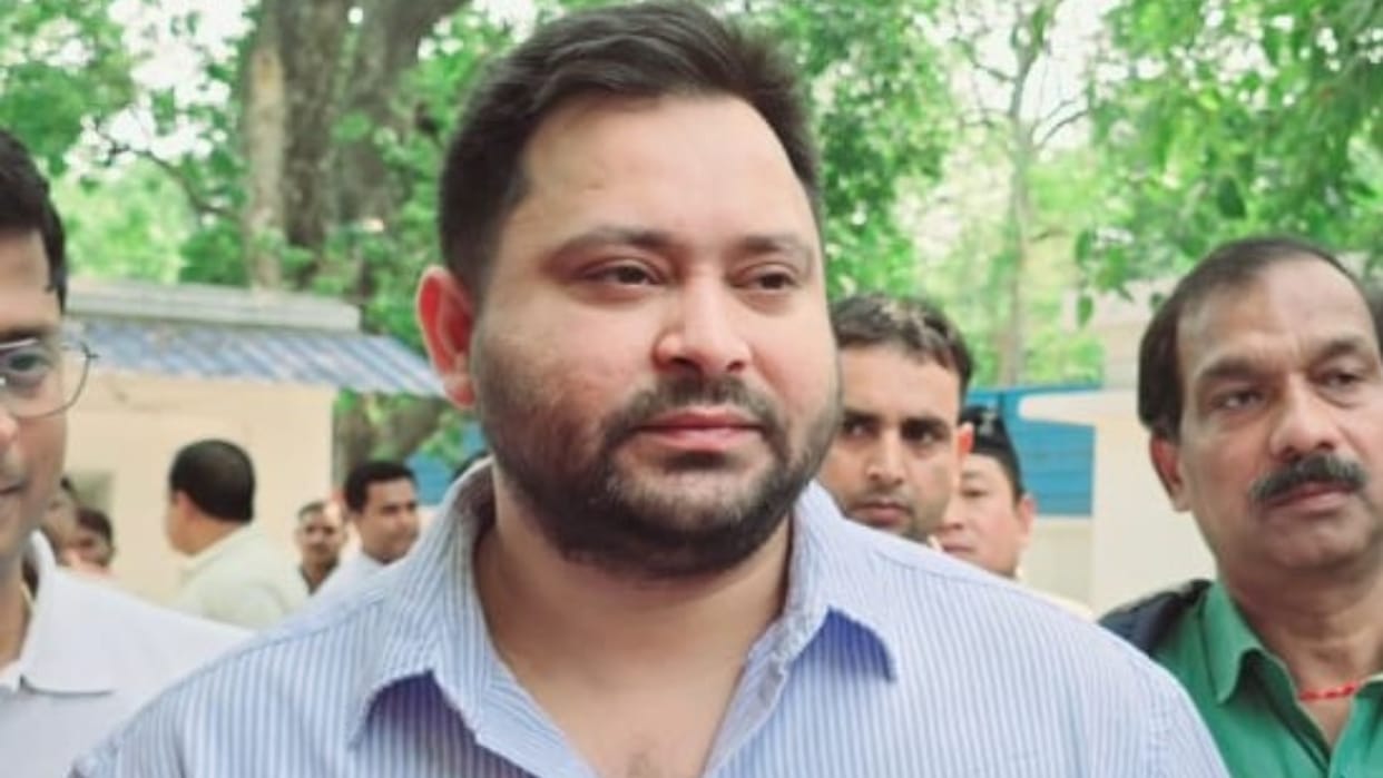 Bihar News : RJD party Tejashwi Yadav targeted BJP party on caste census india lalu yadav