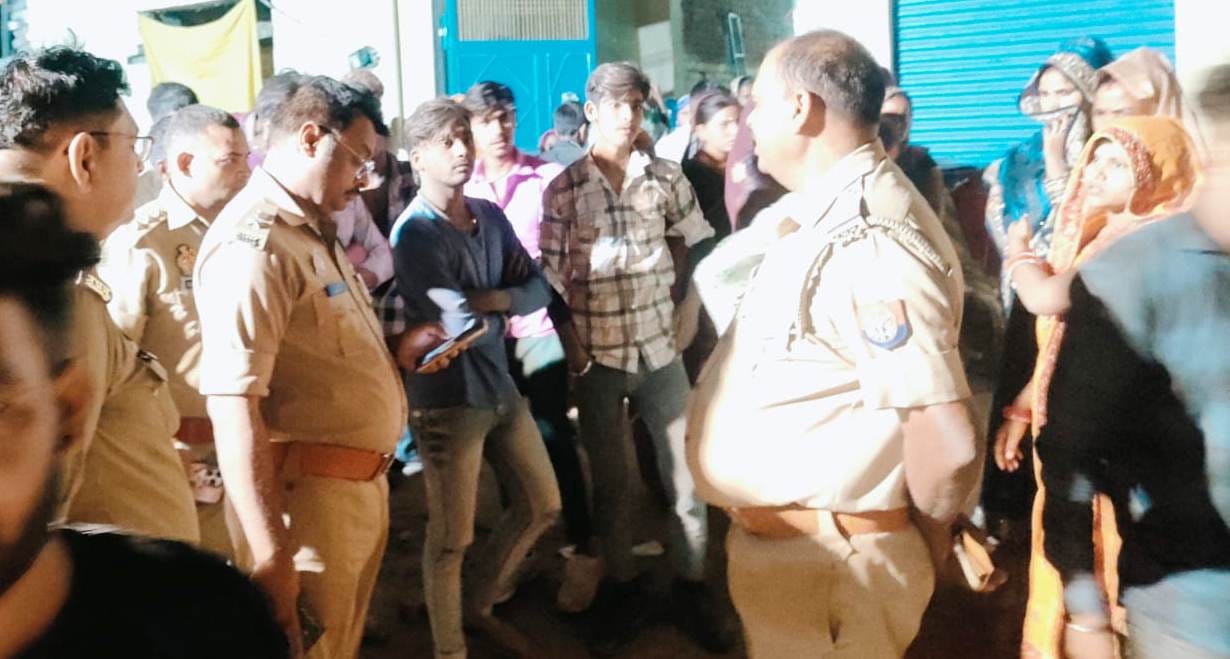 Chaos in wedding ceremony in Kasganj beaten up groom