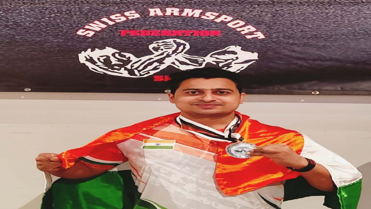 Bhilai Shrimant won silver medal in Switzerland: dedicated it to lost their lives in Pahalgam terror attack