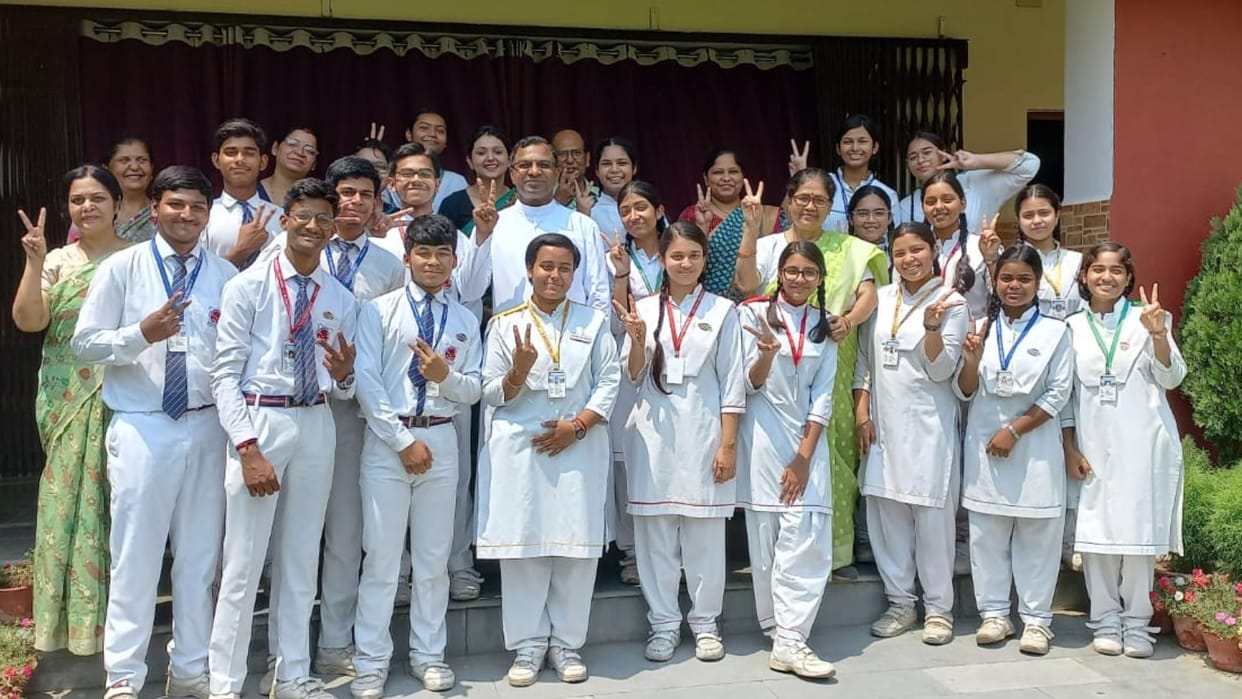 ICSE ISC Result 2025: Varanasi 10th topper Pramiti and 12th topper Kavya and Drishti