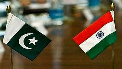 Pakistan: भारत की सख्ती से बेहाल पाकिस्तान, वाघा बॉर्डर पर फंसे अपने नागरिकों को वापस लेगा Pakistan to allow stranded citizens in India return via Wagah border after visa revocations