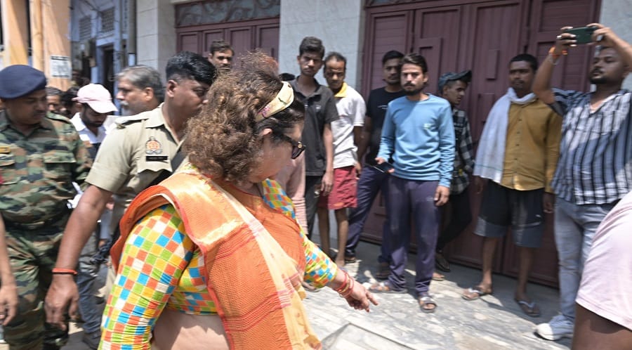 Kanpur Temporary and permanent encroachments removed drains cleaned mayor said action will continue