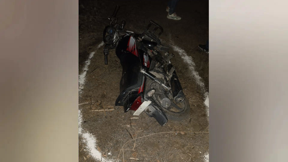 Encounter in Kushinagar, police caught three criminals, one got shot in the leg