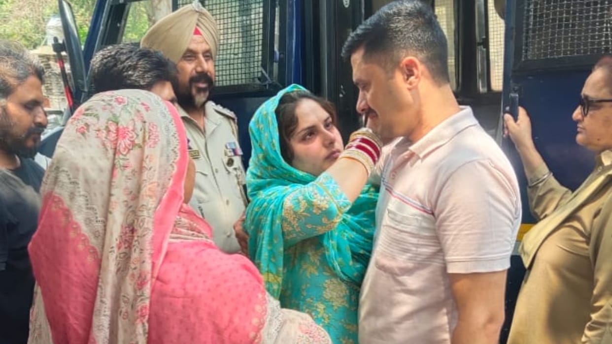 afte pagalgam attack Minal returned to Pakistan