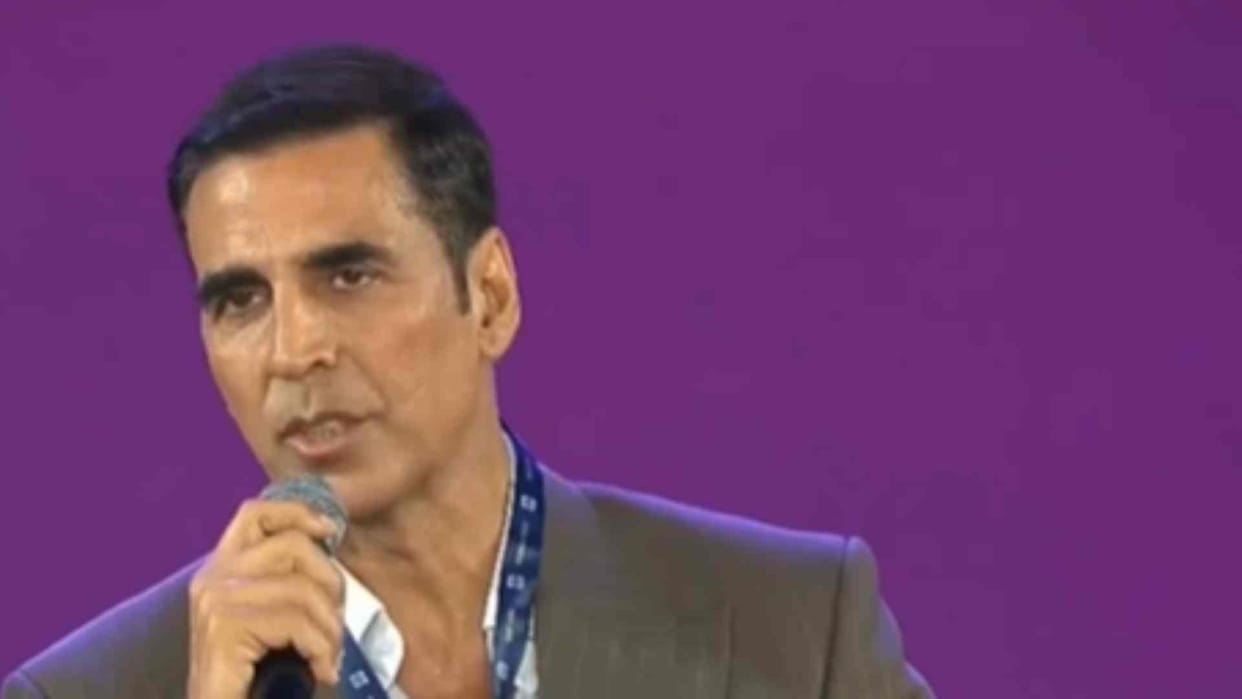 akshay kumar fitness routine early dinner and fasting a day in week benefits