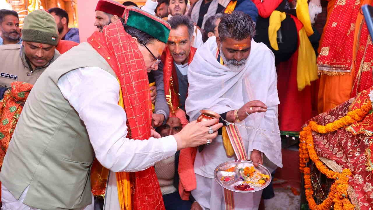 CM Pushkar Singh Dhami became the first CM to reach Yamunotri Dham Uttarakhand News in hindi
