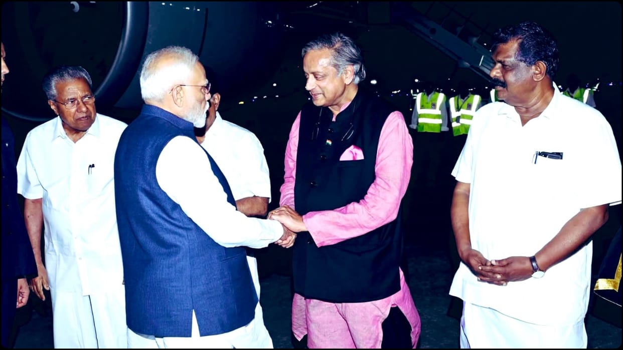 Congress MP Shashi Tharoor posts- receive pm modi in Thiruvananthapuram, commissioning of Vizhinjam port