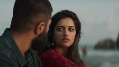 Vijay Deverakonda Bhagyashri Borse Kissing Scene in Kingdom Song Hridayam Lopala Promo Video Goes Viral