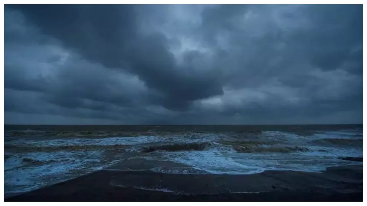 Category 5 Hurricane Melissa Makes Landfall in Jamaica with 185 mph Winds; 7 Dead Across Caribbean