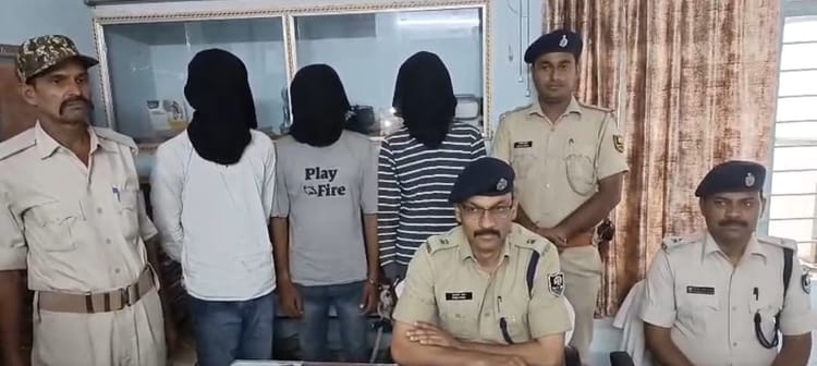 Bihar News: नालंदा में स्वर्ण कारोबारी से लूट का खुलासा, भाई का दोस्त निकला लाइनर; तीन गिरफ्तार