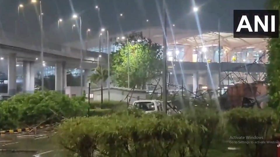 Weather Change: Heavy rain with strong winds in Delhi-NCR