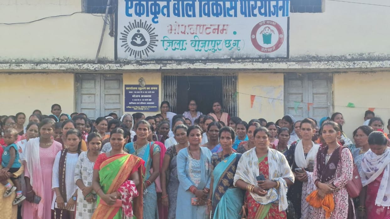 Anganwadi workers union created ruckus over the issue of commission and harassment