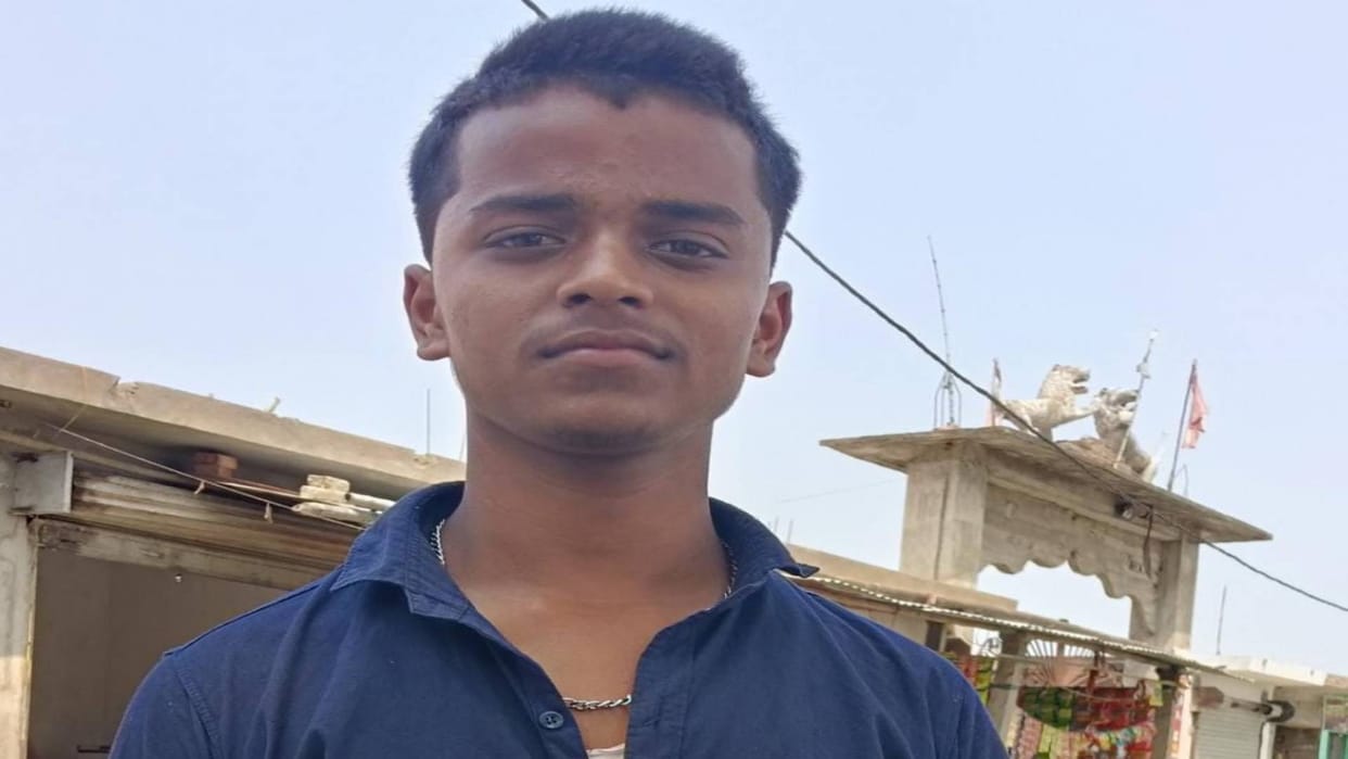 Bihar News young man who went to bathe Gandak river with his friends in Muzaffarpur drowned search continues
