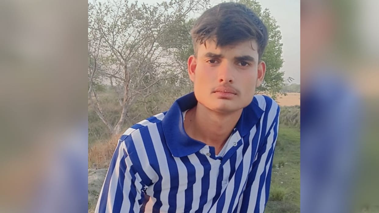 teenager murdered by stabbing with knife in azamgarh