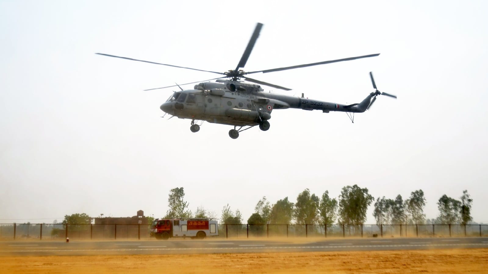 Air Force displayed its prowess on Ganga Expressway in Shahjahanpur