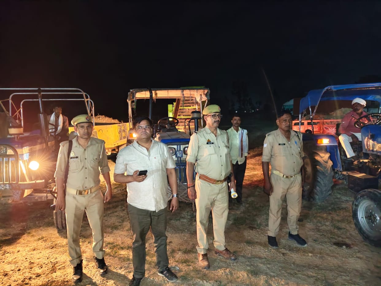 Gonda News: Eight vehicles caught in illegal mining, joint team of mining, transport and police investigated
