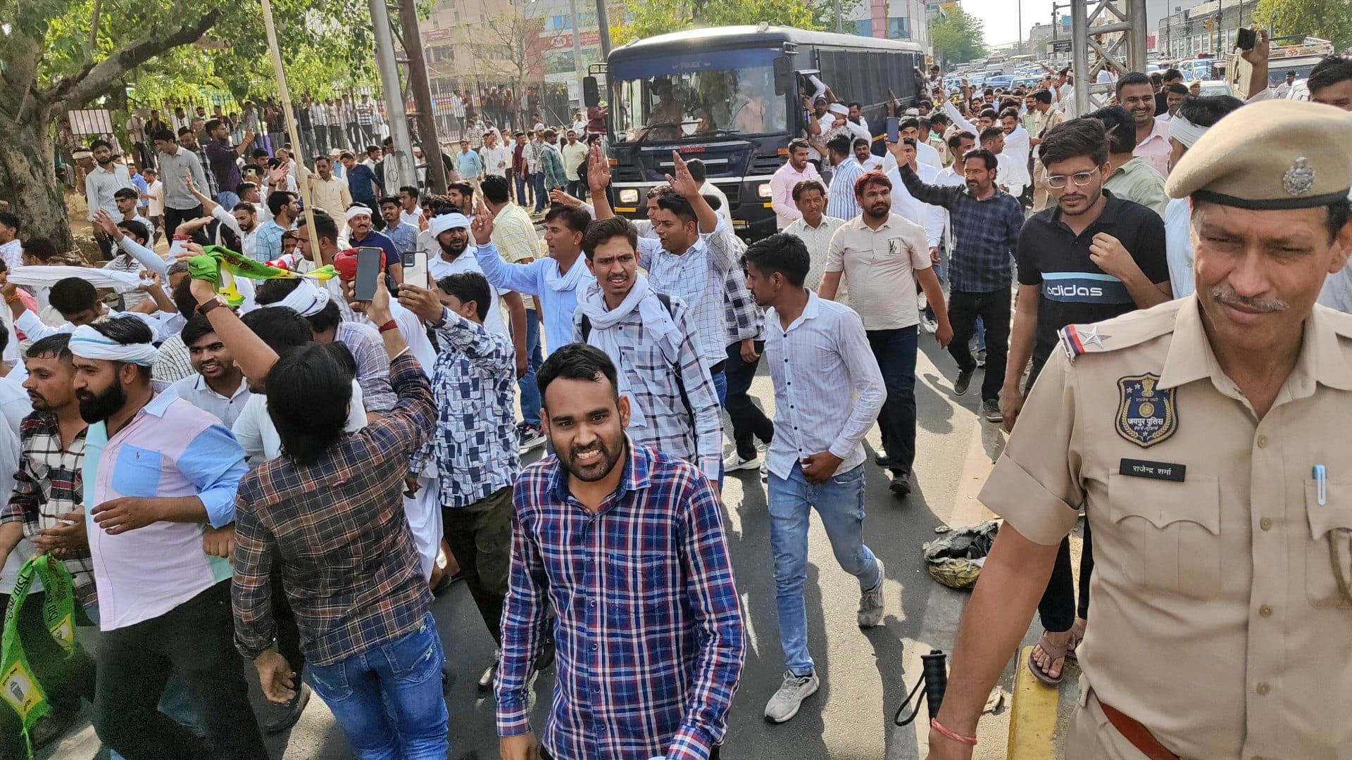 Jaipur News: Hanuman Beniwal detained, was on dharna for 6 days demanding cancellation of SI recruitment exam