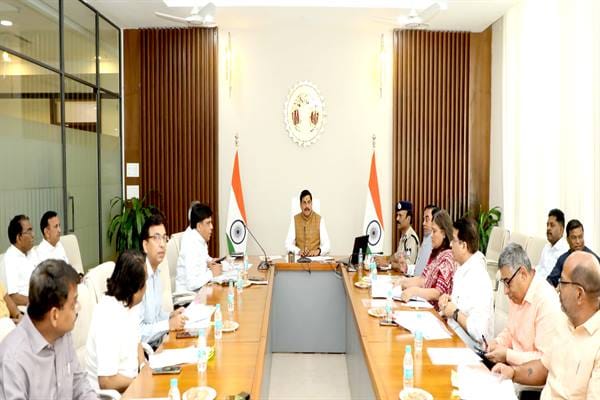 Samadhan Online: CM directly heard the cases of 14 districts, took action against the culprits