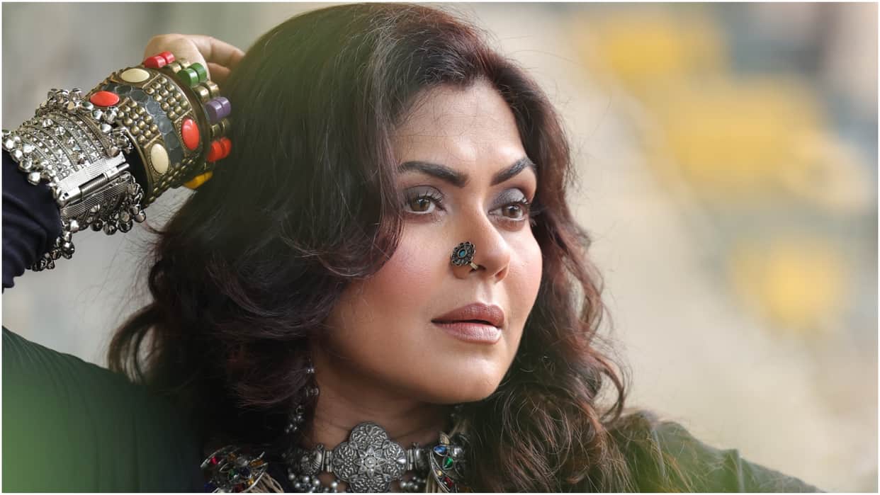 Bhojpuri cinema actress Rinku Ghosh going to comeback with movie Resham Ki Dori after marriage