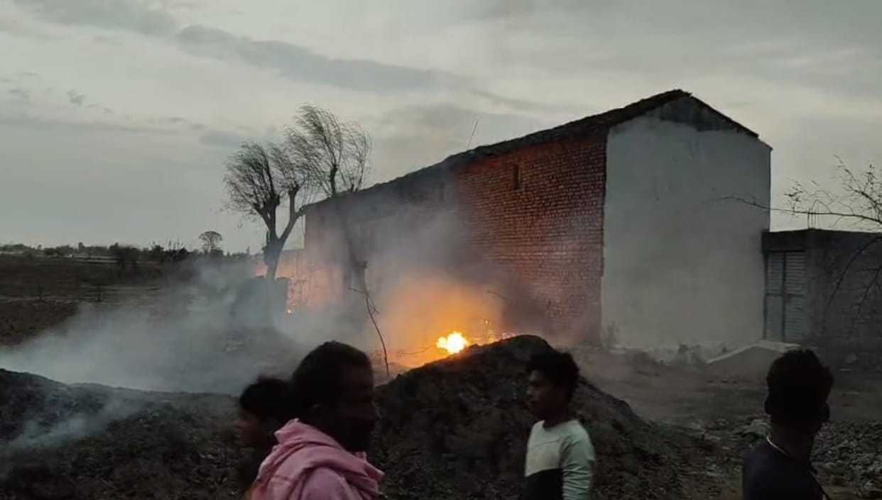 65-year-old woman burnt alive in stubble fire In chhatarpur