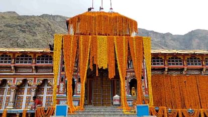 Badrinath Dham: सज गया भगवान विष्णु का धाम बदरीनाथ, आज होगा नर-नारायण का मधुर मिलन; हजारों लोग करेंगे दर्शन Lord Vishnu Badrinath dham is decorated open at 7 am