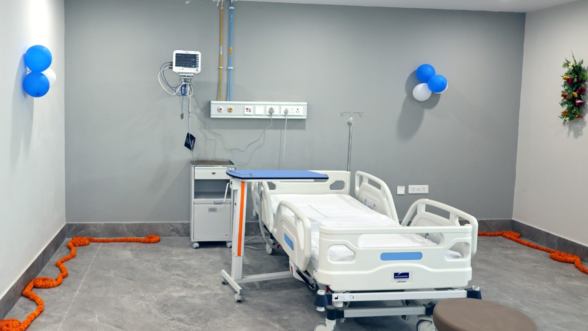 पीएमसीएच में लगा बेड