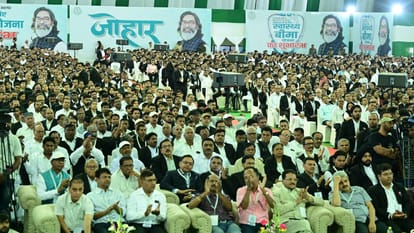 Health Insurance Jharkhand is first state where advocates get health insurance CM Hemant Soren launched it